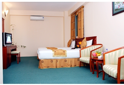 BLUE SKY HOTEL